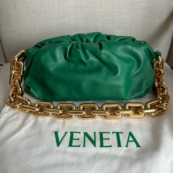 BOTTEGA VENETA chain pouch shoulder bag 💚 - Picture 1 of 5